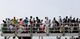 Migranti, accoglienza richiedenti asilo: ammesse le offerte in Prefettura