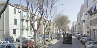 Messina: tentano di forzare una saracinesca: 3 arresti in via La Farina tabacchino-via-la-farina