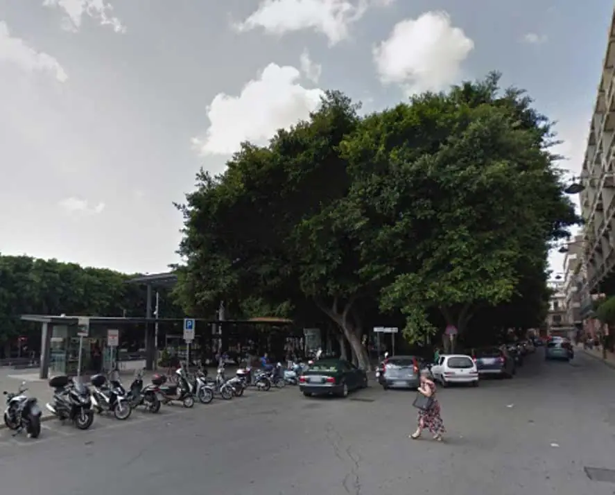 piazza-cairoli