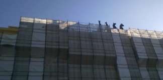 Messina: tenta di gettarsi dal tetto del Tribunale