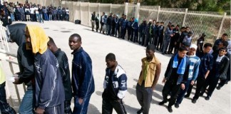 M5S: “Gli hotspot sono un fallimento, non siamo d’accordo”