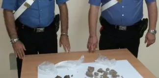 Messina, eroina e cocaina in auto: 2 arresti foto-eroina