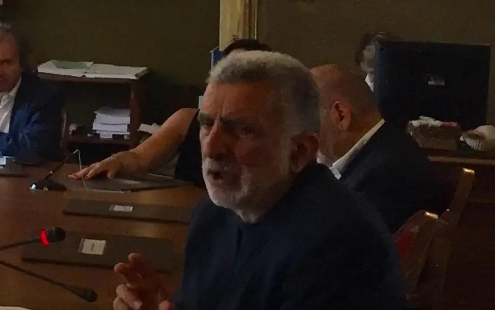 accorinti-riferisce-in-commissione accorinti-riferisce-in-commissione
