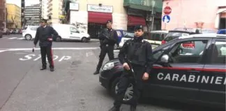 Arrestato dai Carabinieri a Catania: nascondeva la droga nel cassonetto dei rifiuti