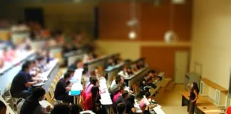Iscrizione all’università: si può fare l’autocertificazione per dimostrare che si è diplomati?