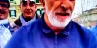 Piazza Cairoli (ME): il sindaco Accorinti, vicino ai lavoratori ex Servirail