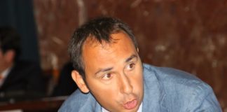 Carlo Cantali: ” Per farla breve, 23 voti su 40 equivalgono comunque a una sfiducia da parte della città”