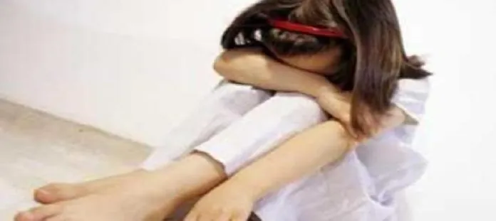 BIMBA VIOLENZA