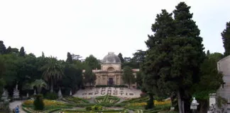 Per il consigliere Libero Gioveni (CS): “Nel Muro -Q- del Camposanto, quasi impossibile deporre un fiore alle salme dei piani alti per l’assenza di scale”