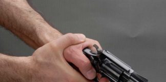 Messina, gambizzato un 48enne al villaggio Matteotti pistola-in-mano
