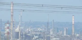 Incendi in Sicilia: emanata una direttiva, sull’allerta nelle zone industriali