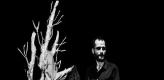 Vinafausa di Simone Corso concluderà “Il Cortile – Teatro Festival”, oggi lunedì 31 luglio