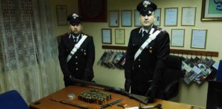 Santa Lucia del Mela: Arrestato un cittadino italiano per detenzione illegale di arma clandestina e diverse munizioni. Armi-e-munizioni-sequestrate-a-Santa-Lucia-del-Mela