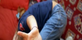 Rimini: ritenuta “irrecuperabile” le portano via il figlio