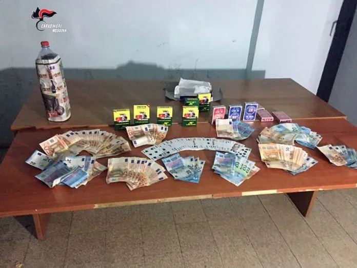 Materiale-sequestrato-bisca
