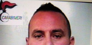 I Carabinieri della Stazione di Barcellona hanno arrestato in flagranza un barcellonese per detenzione ai fini di spaccio di sostanze stupefacenti. Sequestrati 12 grammi di cocaina e un bilancino di precisione. Fugazzotto Antonino