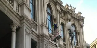 In piazza Antonello a Messina: intervento di messa in sicurezza sul prospetto, di Palazzo dei Leoni
