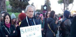 Secondo il parere dell’avvocato Carlo Priolo: “Italia, un regime monarchico-dittatoriale”