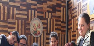 Napoli: “Adotta un bambino a distanza, regalagli il futuro”