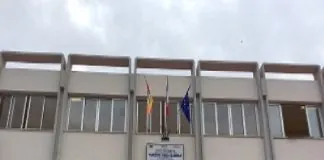 All’Istituto Comprensivo Manzoni di Messina, docenti ed alunni sono al freddo
