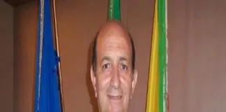 Il direttore generale dell’A.s.p. 5 Messina, Gaetano Sirna, spiega il protocollo d’intesa siglato ieri con il Comune