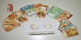 Un giovane spacciatore messinese, è stato arrestato dalla Polizia di Stato