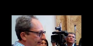 “In altri schieramenti, fanno prove tecniche di inciucio”