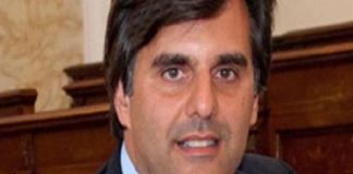 Il rettore dell’Università di Messina, prof. Salvatore Cuzzocrea felice per la promozione del Cus UniMe