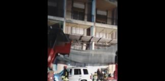 L’incendio, all’ex hotel Riviera di viale della Libertà a Messina