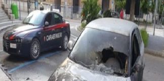 Incendiata a Messina in piazza Antonello, l’auto di Girolamo Bertolami