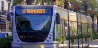 Ore 11 a Messina: in piazza Cairoli, alla fermata del tram è stato aggredito un verificatore dell’Atm
