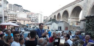 Patti chiari ed amicizia lunga: quella del sindaco di Messina Cateno De Luca, con gli abitanti di Camaro San Paolo