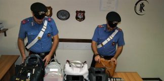 San Fratello (ME): i Carabinieri Denunciano un venditore ambulante di merce contraffatta CC-contraffazione