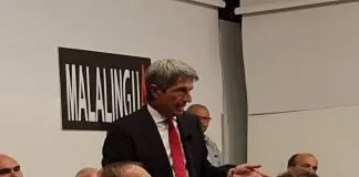 A Malalingua, di oggi venerdì 26 ottobre su Tcf (dopo i tg serali della emittente): “La rivolta…, dal Salva Messina al Piano di accorpamento delle scuole”