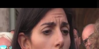 Virginia Raggi (sindaca di Roma), risponde a Corrado Formigli