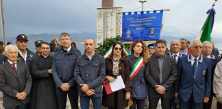 Si è svolta alla presenza di Autorita’ Religiose, Civili e Militari, in località Pace, la Cerimonia di Commemorazione dei Caduti in Guerra promossa dall’Associazione culturale Nuovi Orizzonti