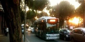 Roma: denunciati, per aver fatto sesso sull’autobus