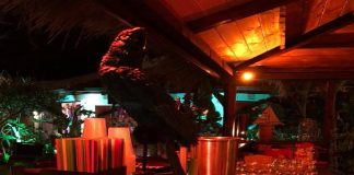 Distrutto dalle fiamme divampate la notte scorsa, un noto locale di Rodia