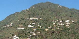 Sei famiglie isolate ad Alicudi, per la presenza di una frana