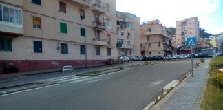 All’isolato 13, sul viale Giostra a Messina: buio e degrado