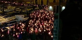 A Santa Maria La Scala (CT): si e’ tenuta questa sera, una fiaccolata