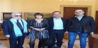 Vetrofanie, per persone con disabilità sensoriale accompagnati da cani guida, alla Camera di Commercio di Messina