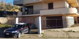 Per anni, ha aggredito, vessato e derubato i vicini