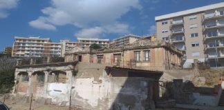 Sul Lavatoio di epoca fascista, presente al villaggio Matteotti a Messina