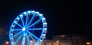 Oggi, sarà l’ultima occasione, per vedere la Ruota Panoramica di piazza Cairoli