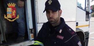 La Polizia di Stato di Barcellona Pozzo di Gotto, ha sequestrato: tritato, salsiccia, bistecche, hamburger, braciole, salmone, gamberi…