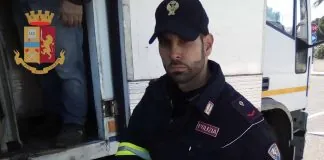 La Polizia di Stato di Barcellona Pozzo di Gotto, ha sequestrato: tritato, salsiccia, bistecche, hamburger, braciole, salmone, gamberi…
