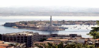 Chiusa dalle 6 di stamane, la via Vittorio Emanuele II° a Messina