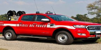 A mezzogiorno circa, ieri, un bus turistico ha rischiato di precipitare in burrone