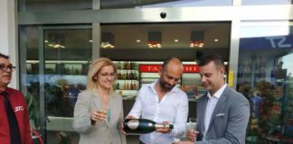 “Questa sera ho partecipato, in rappresentanza del Sindaco, alla inaugurazione del nuovo impianto di benzina e gpl del sig. Gianluca Trifiró”, lo riferisce l’assessore del Comune di Messina, Dafne Musolino